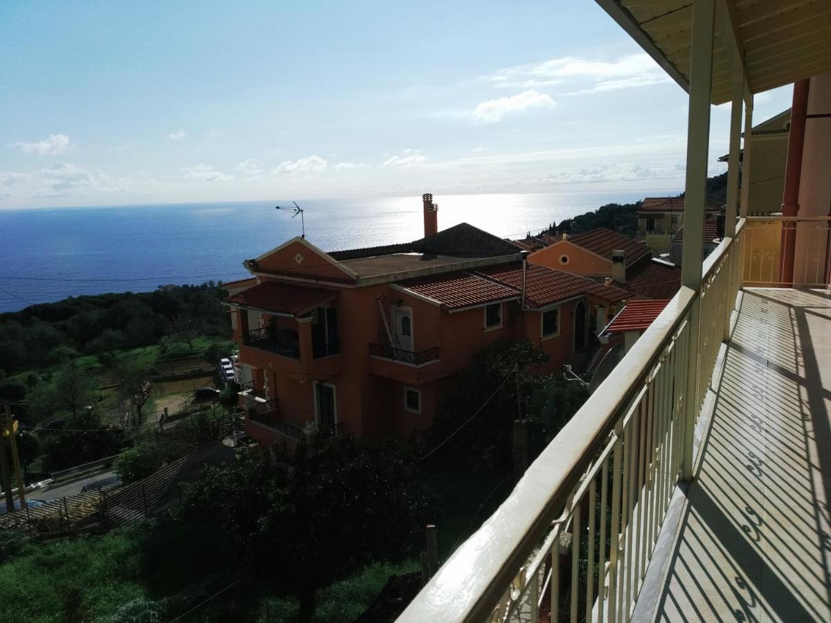 Traditional Panoramic Sea View House Lakones Ngoại thất bức ảnh